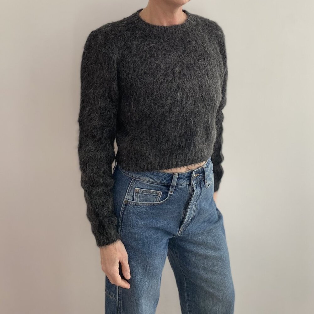 Vintage 90s Cropped Mohair Blend Sweater – Grey Fuzzy Knit, Made in USA